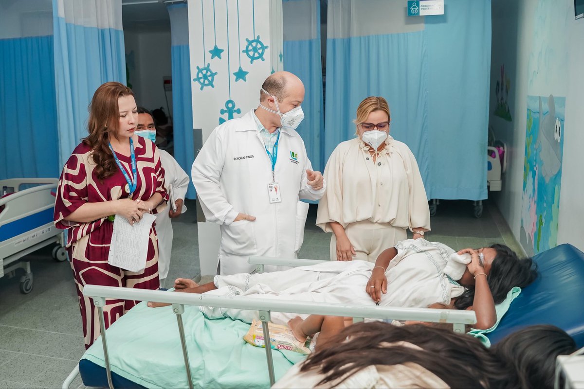 mmarguiguerra's tweet photo. Junto al Ejército Nacional desplegamos una misión humanitaria para trasladar a miembros de la comunidad arhuaca y garantizarles atención médica inmediata en el Hospital Julio Méndez Barreneche.

Nuestro compromiso es claro: llegar hasta donde sea necesario para proteger la vida y brindar atención oportuna a nuestras comunidades, especialmente a quienes habitan en los territorios más apartados del Magdalena.