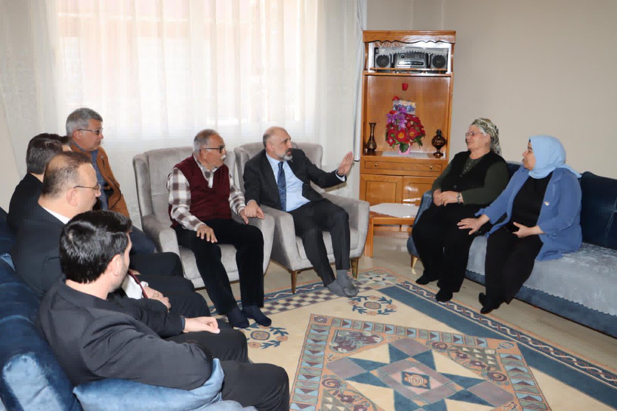 📍 Demirtaş Mahallesi | Toroslar 

✅ Gazi Ziyareti

AK Parti Merkez Disiplin Kurulu Üyemiz Sayın Muhammed Ali Yılmaz, İl Yönetim Kurulu Üyelerimiz, Toroslar İlçe Başkanımız Sayın Ferdi Çokkeser ve Toroslar İlçe Teşkilatımız ile birlikte, Demirtaş Mahallemizde ikamet eden Kıbrıs