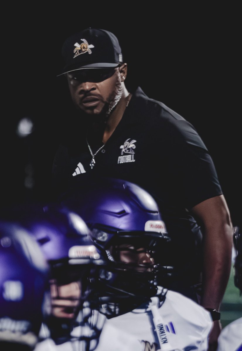 GreshamjUa's tweet photo. University Academy is excited to announce our new head football coach for the 2026-2027 school year. Coach Gilbert White will take over the program next season.  Coach White had previously coached at North Kansas City and Grandview. We are excited to start this new chapter! https://t.co/clo0lDz7bs