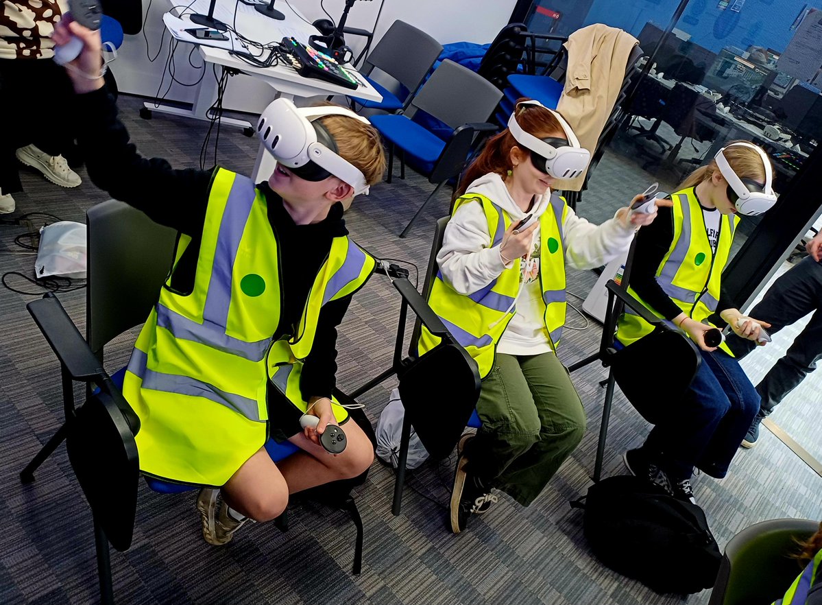 CarletonHigh tweet media