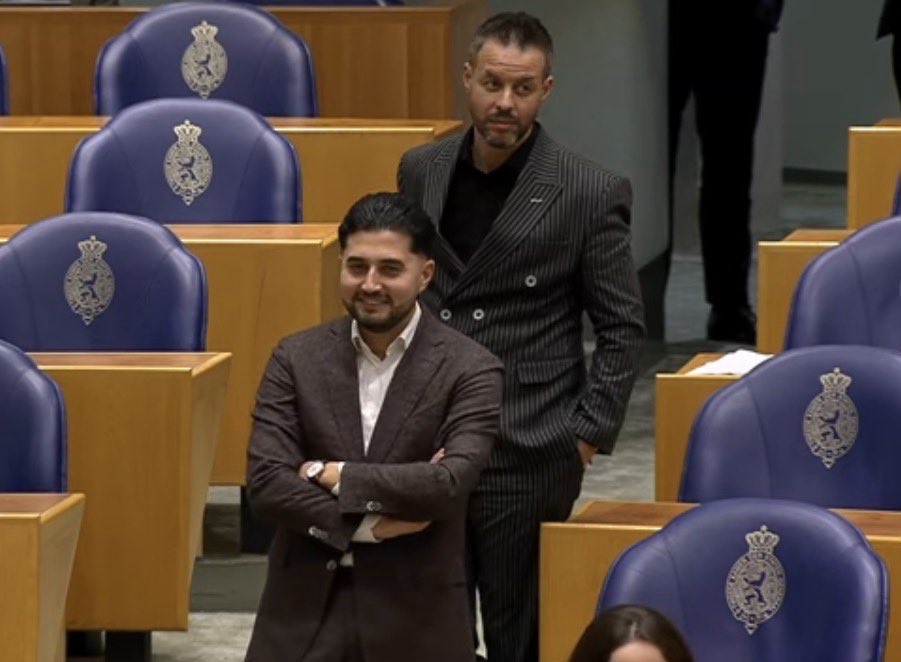 🕋burKarima☪️ tweet media