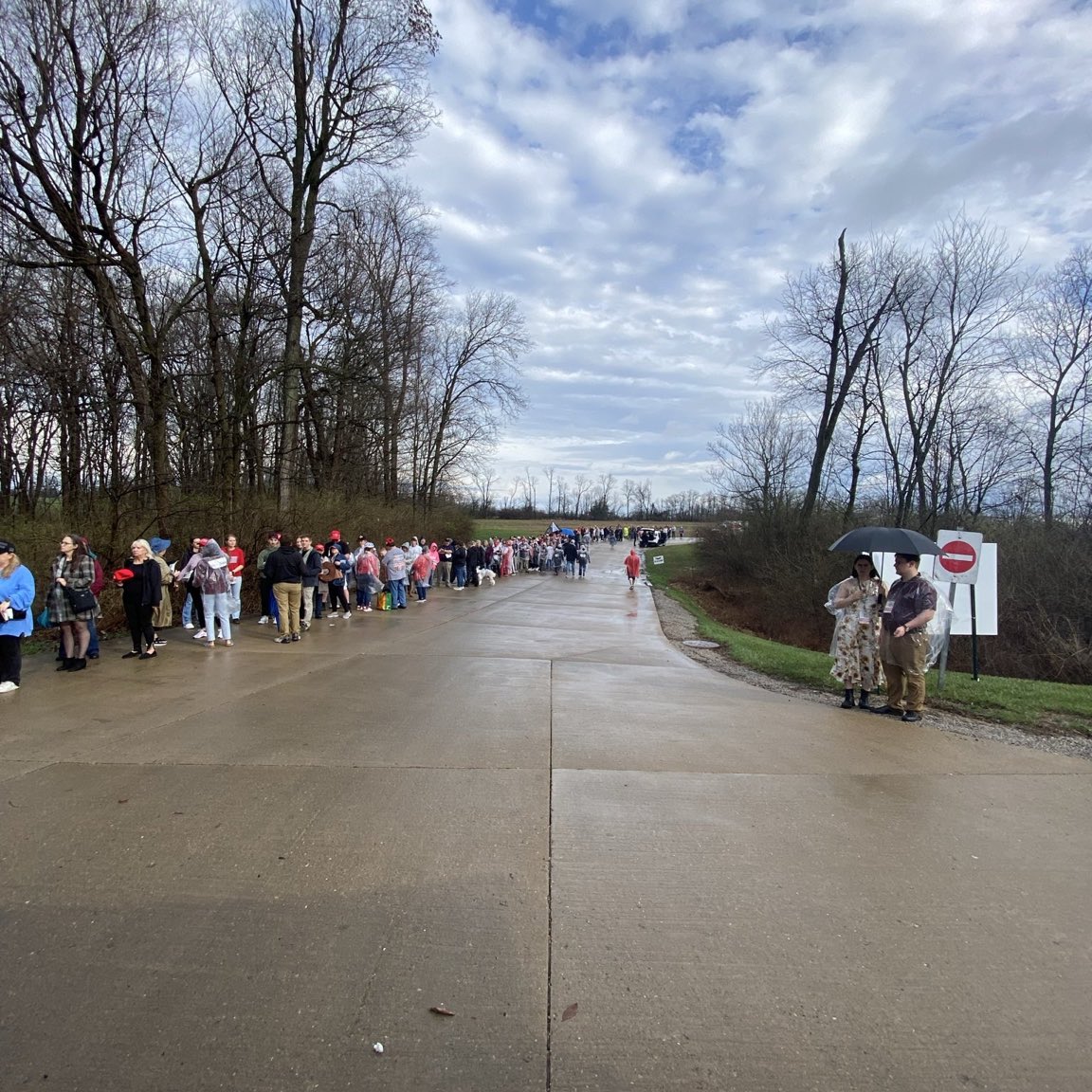 🚨 BREAKING: HUGE CROWDS ALREADY LINING UP** in Kentucky's 4th District — HOURS before President Trump's rally kicks off! This pic was snapped at **10 AM**, and doors don't even open until **1 PM**! 🔥🇺🇸

The energy is ELECTRIC as Trump storms into Thomas Massie's backyard to