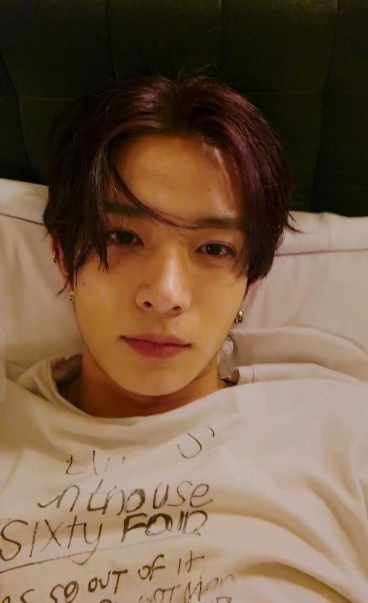 i love u. 
i love more than you even know. 
i love u more than can even say. 
i love u to the moon and back. 
i love u more than the moon shines. 
i love u more than the heat of the sun. 
i love u more than the atoms in the world. 
i love u more than anything.
i love u my love 🤍