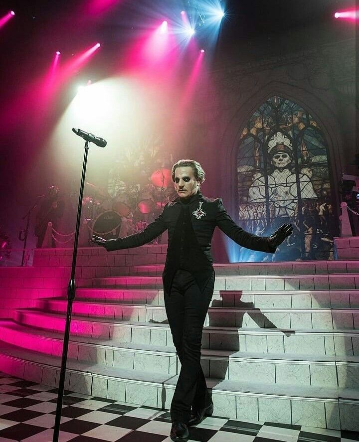 sulphur🧃 tweet media