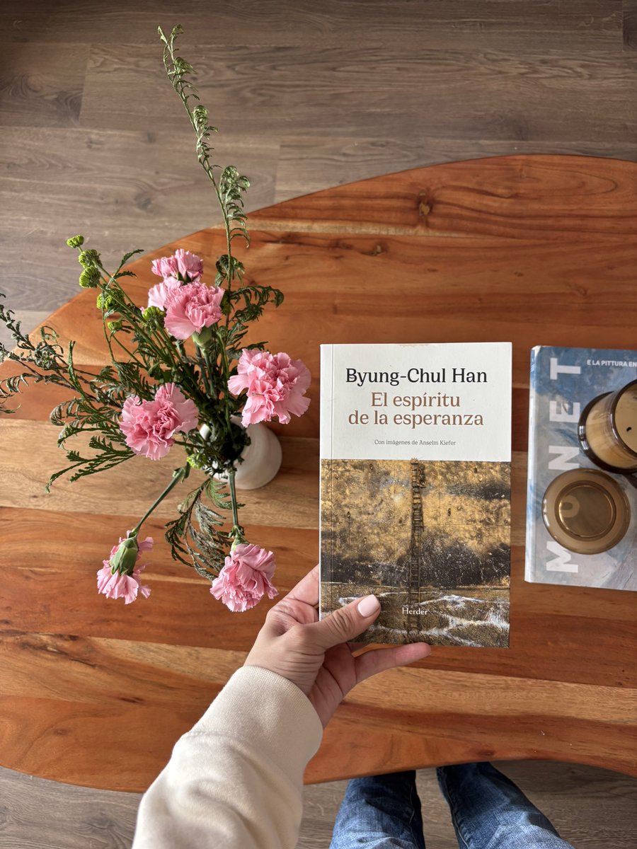 Alejandra tweet media