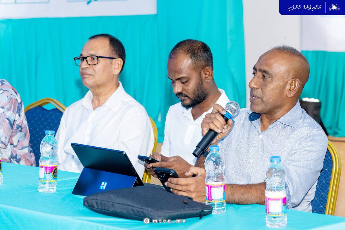 MTCCPlc's tweet photo. Our Managing Director, DCP (Retd.) Ahmed Saudee, provided information on the projects assigned to MTCC in R. Atoll during a session held yesterday in R. Hulhudhuffaaru.

The session was attended by the Minister of Cities, Local Government and Public Works, Hon. Adam Shareef Umar; Minister of Sports, Fitness and Recreation, Hon. Abdulla Rafiu; MP for Ungoofaaru Constituency, Mr. Ibrahim Shifaz; members of councils from various islands of R. Atoll; and our Managing Director, DCP (Retd.) Ahmed Saudee.

Currently, MTCC is handling a total of 74 projects across R. Atoll.

Following the session, our Managing Director met with residents of the Ungoofaaru and Alifushi constituencies who had questions regarding the projects in their respective islands.

#MTCCProjects #RayyithungeKunfuni #TeamMTCC