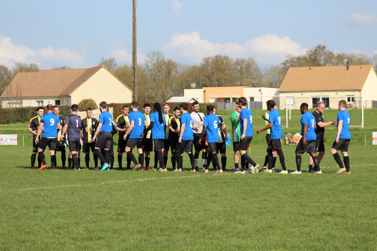 asjuigne's tweet photo. 𝐃𝐢𝐯𝐢𝐬𝐢𝐨𝐧 𝟐 - 𝟏𝟓𝐞̀𝐦𝐞 𝐣𝐨𝐮𝐫𝐧𝐞́𝐞 

📸 Retour en images sur le match de dimanche 🆚 US Villaines Malicorne

✅ Victoire 3-0 

📲 Toutes les photos disponibles sur notre site internet 🤩

Tous derrière l’AS Juigné ! 💜🤍

#unjuignéennelacherien https://t.co/IktdUkQ1Fu