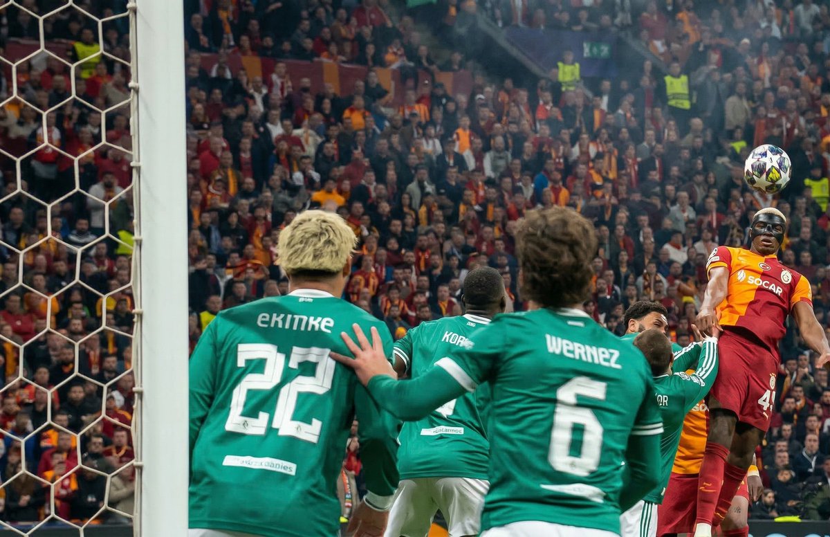 Out Of Context Football tweet media