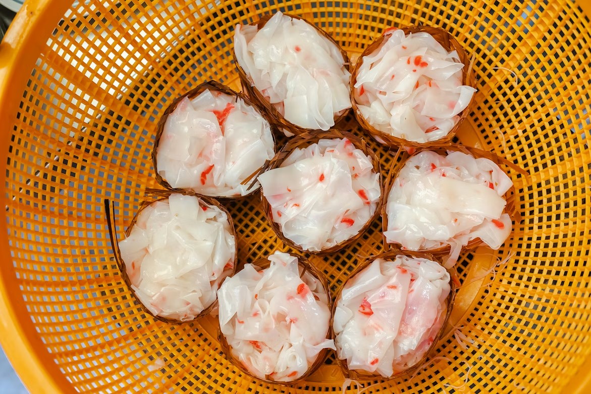 pleasefinditltd's tweet photo. SEAFOOD GUMBO
Cajun sausage
olive oil
Okra
onions
garlic
red bell pepper
chicken stock
green bell pepper
cumin
plum tomatoes,
cayenne pepper
salt
black pepper
bay leaf
large shrimp
sea scallops
lobster meat
crabmeat
Parsley
US Holiday Menus @ https://t.co/3bFXznyBjQ #pleasefindit https://t.co/qFgvcPR3Wv