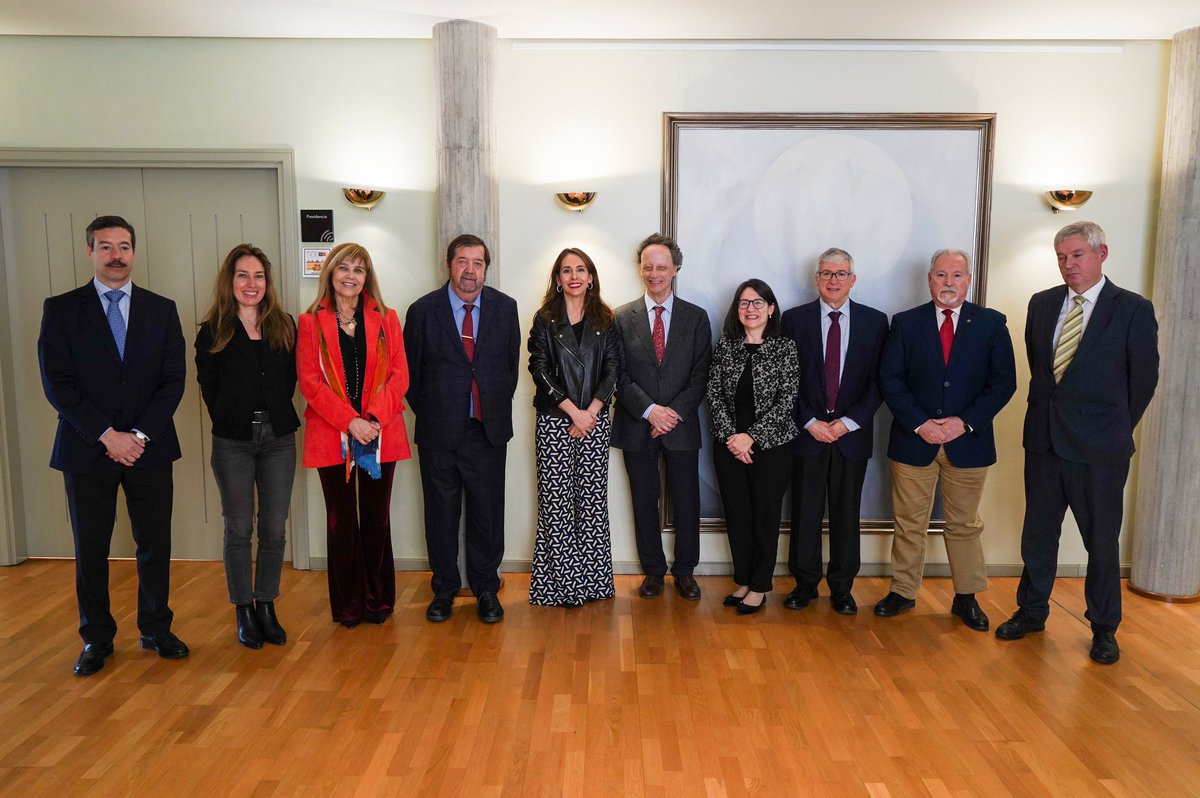 Cortes de Aragón tweet media