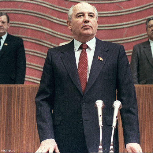 LiamOMaraIV's tweet image. #MikhailGorbachev — the last #Soviet leader and the only one born in the #USSR — was elected to the General Secretary position on #ThisDayInHistory in 1985. His slow move towards #SocialDemocracy, and reform projects #glasnost &amp;amp; #perestroika, accidentally undermined the state.