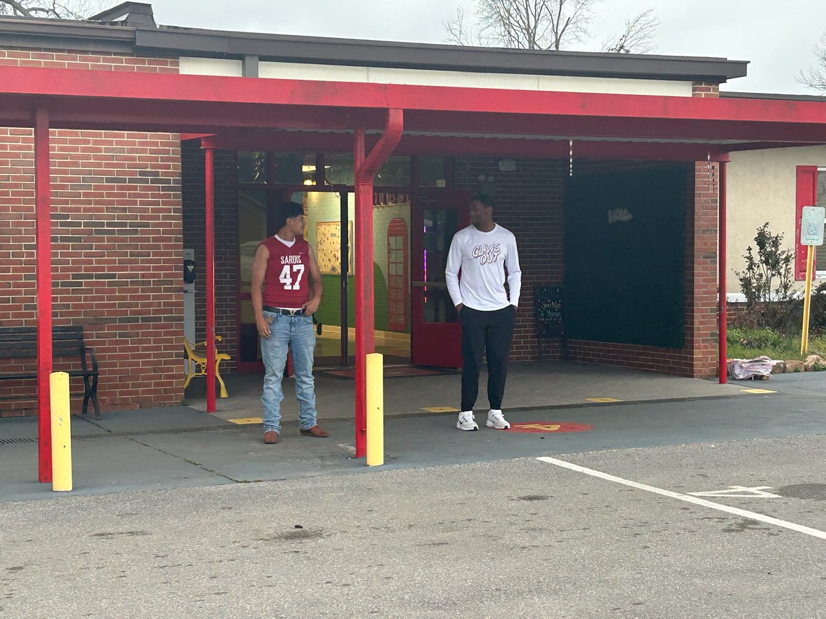 ShsFootball26's tweet photo. Lions Varsity players connecting with the future students of Sardis High School. Building from the ground up! Go Lions! https://t.co/TjV2ZltWMA