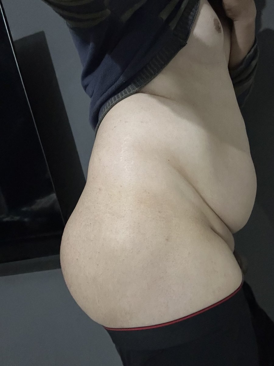 White Ass (8K) tweet media