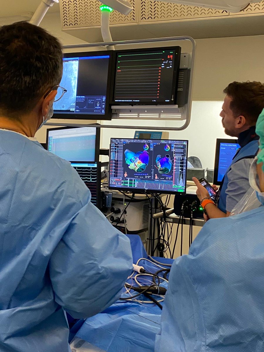 RBessaMarques's tweet photo. Case number fifty at Hospital Lusíadas Saúde Porto with #FARAPULSE. 🌸

A new reality in the innovation of Atrial Fibrillation treatment. 🫀 

António Pinheiro Vieira 
Ana Margarida Gomes Lebreiro 
Cláudio Henriques 
André Alexandre 
Lusíadas Saúde 
Lusíadas Knowledge Center 
Boston Scientific 
Boston Scientific Cardiology 
 
#PFA #FARAPULSE #BSCI #BostonScientific #Cardiology #EP #atrialfibrillation #AF