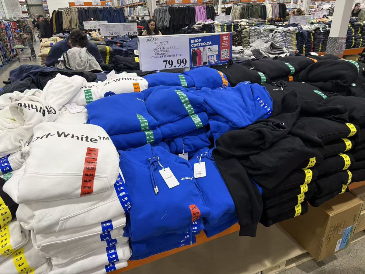 JustFreshKicks tweet media