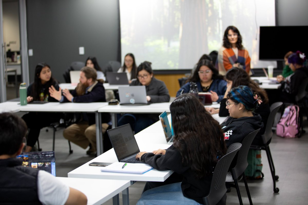 UTA Libraries tweet media