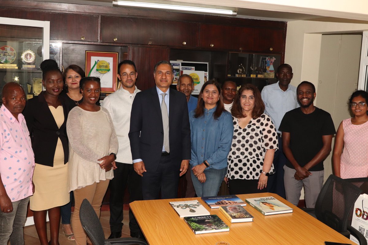 The Asian Weekly tweet media