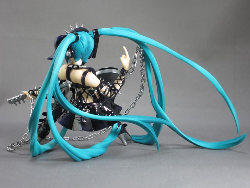 Hatsune Miku 
Miku ★ Punk | Vocaloid 
(garage kit by Atelier Hiro)