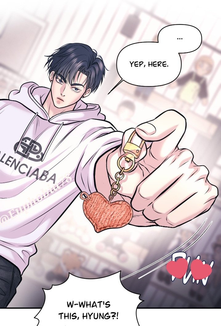 Euphobia78's tweet photo. Este capítulo es muy hermoso, Sangnam le entregó a Daol el llavero tejido que le hizo como regalo en su cita, la reacción de Daol es muy linda 🩷
"¡Lo llevaré en mi bolso por el resto de mi vida!" 🥹✨
#취향존중 #嗜好尊重 #RespectforTaste #ToEachHisOwn https://t.co/Wxtepl0tvX