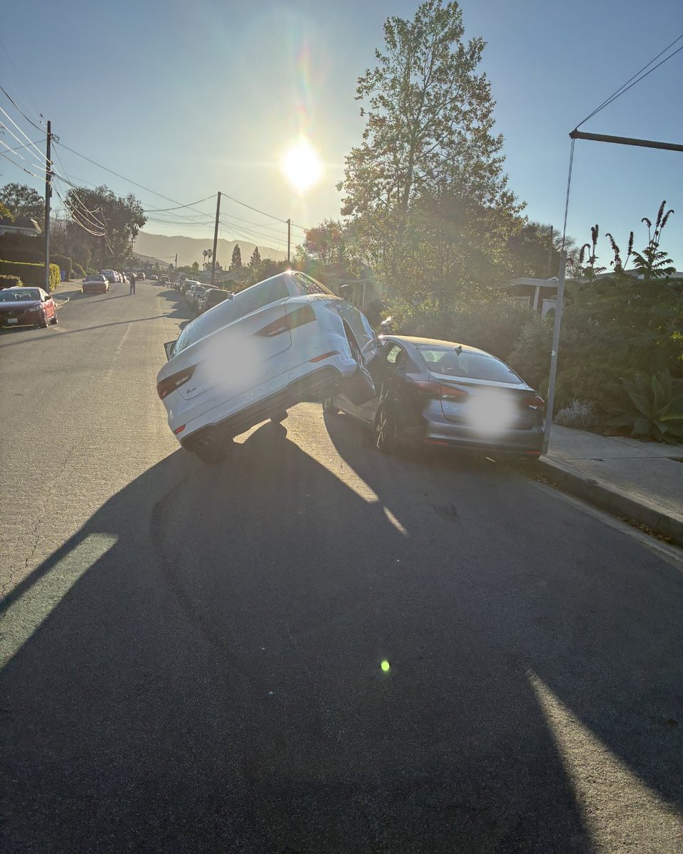 San Luis Obispo Police Department tweet media