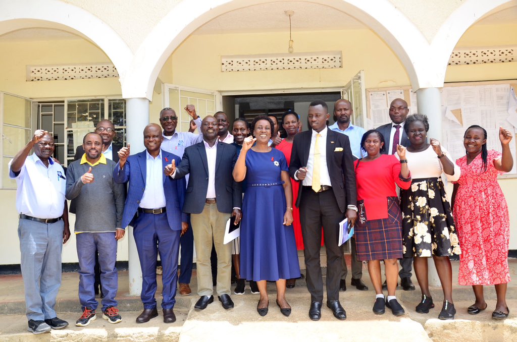 aidscommission's tweet photo. The UAC team led by the Board Chairperson, Canon Dr. Ruth Senyonyi, and accompanied by the UAC Director General, Dr. Nelson Musoba in a meeting with the Kiruhura district officials today.

RDC Kiruhura George Bakunda chairing the oversight meeting with Board and all the members of the DAC, the team pledged to fully operate the HIV mainstreaming and addressing all the risk factors fueling HIV in the district.

#EndAIDS2030Ug