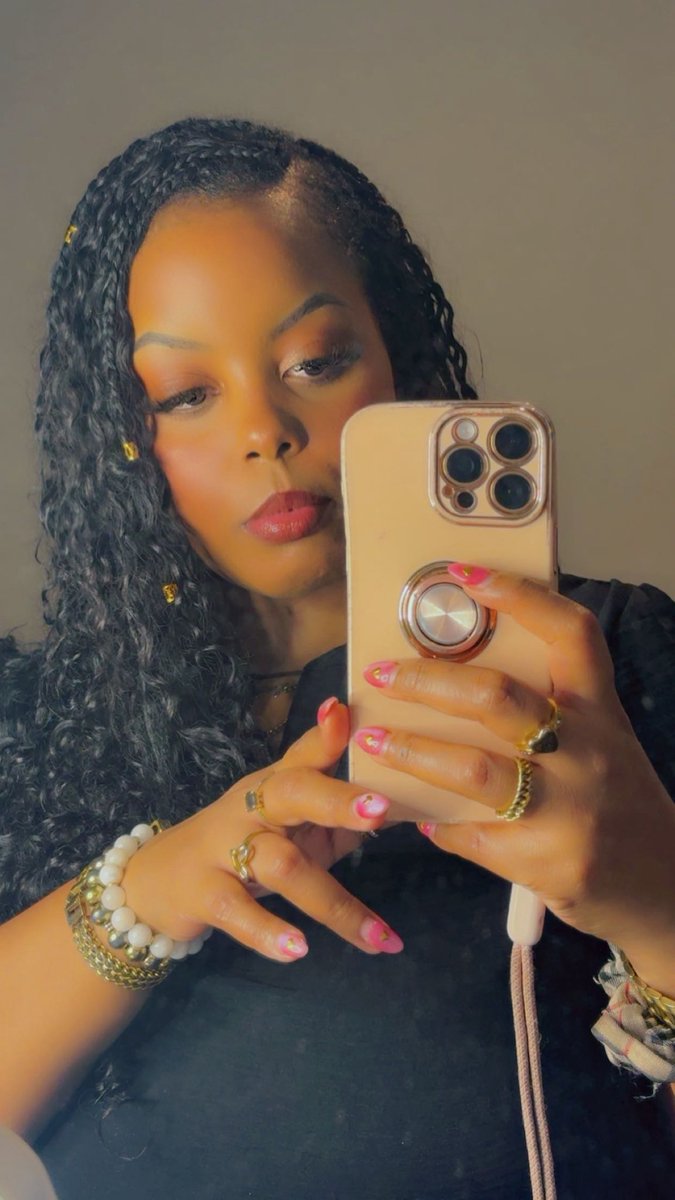 This Burmese hair is everythinggg 💕🫶🏾