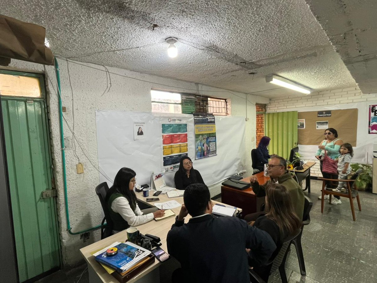 LauraVamoN99's tweet photo. @ElOIRdelaRegion #VIDER_UNAD #SISSUZonaCBOY #ECACEN #ECSAH #TejiendoSolidariadTerritorial

Desde la UNAD, junto Secretaria de la mujer, equidad de género e inclusión social de #Tunja, fortalecemos emprendimiento, liderazgo y desarrollo personal en población beneficiaria. #TransformaciónSocial https://t.co/KlWsR9F9Qy