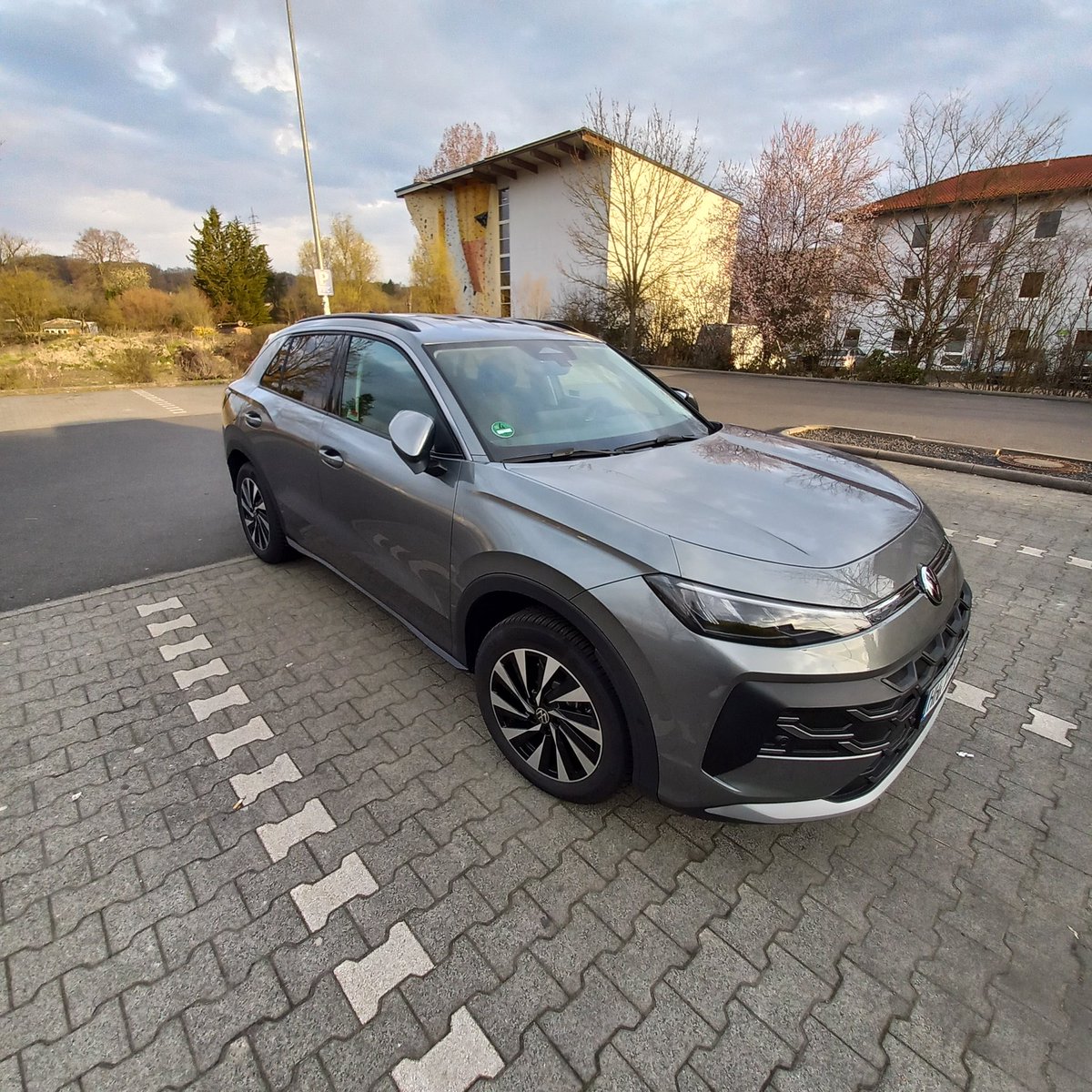 Sweet northern summer child tweet media