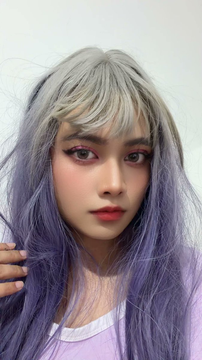 sissy clara tweet media