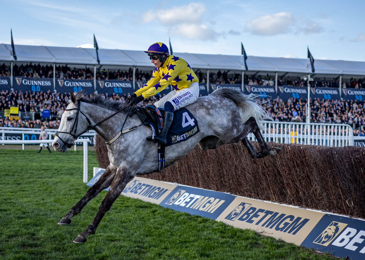 Connolly's RED MILLS tweet media