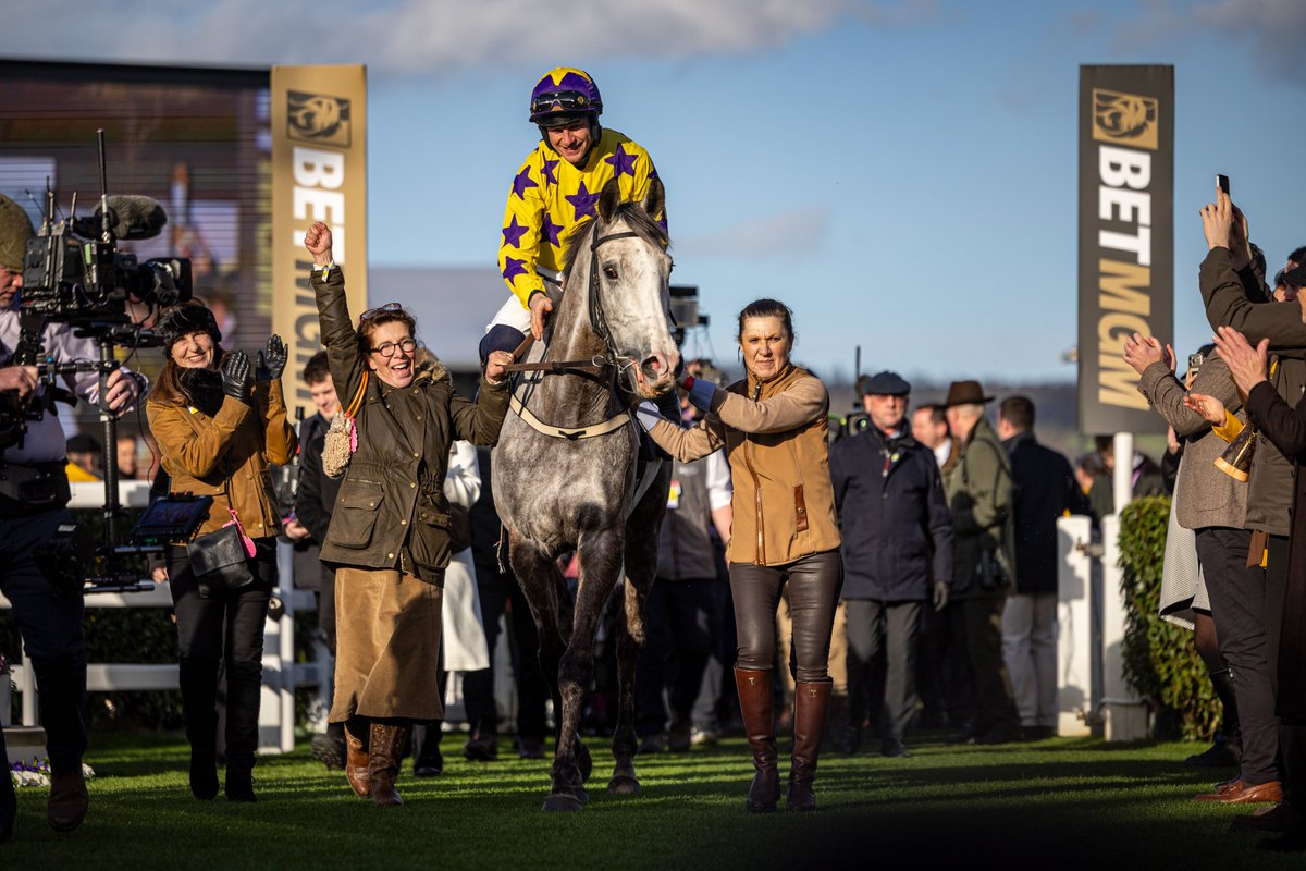 Connolly's RED MILLS tweet media