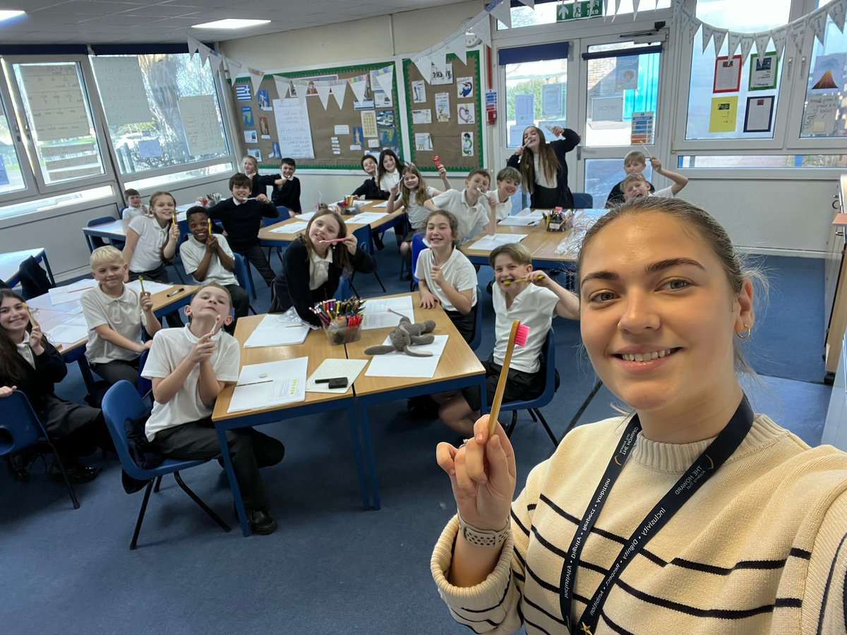 Thames View Primary School tweet media