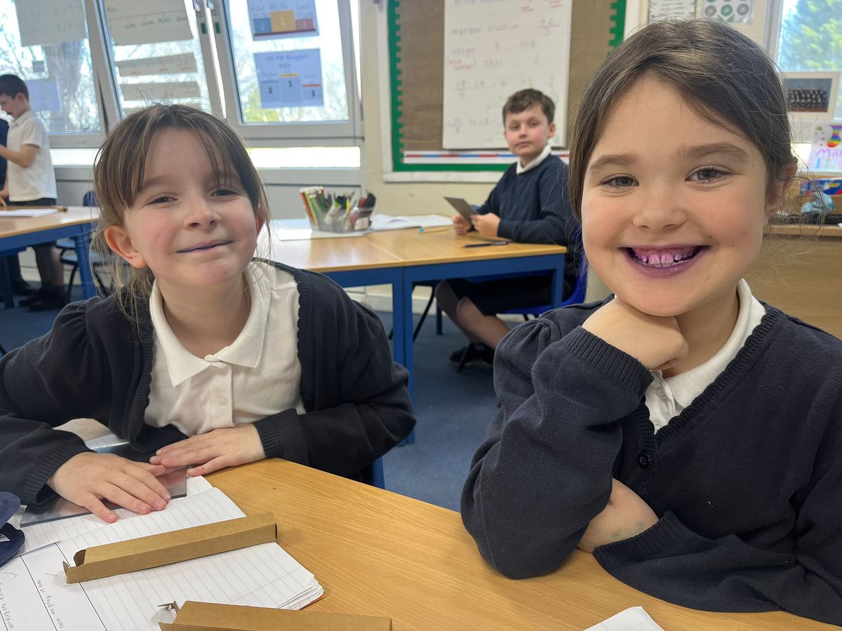 Thames View Primary School tweet media