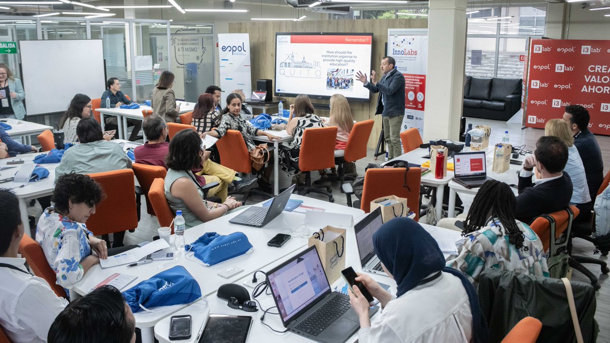 i3lab ESPOL tweet media