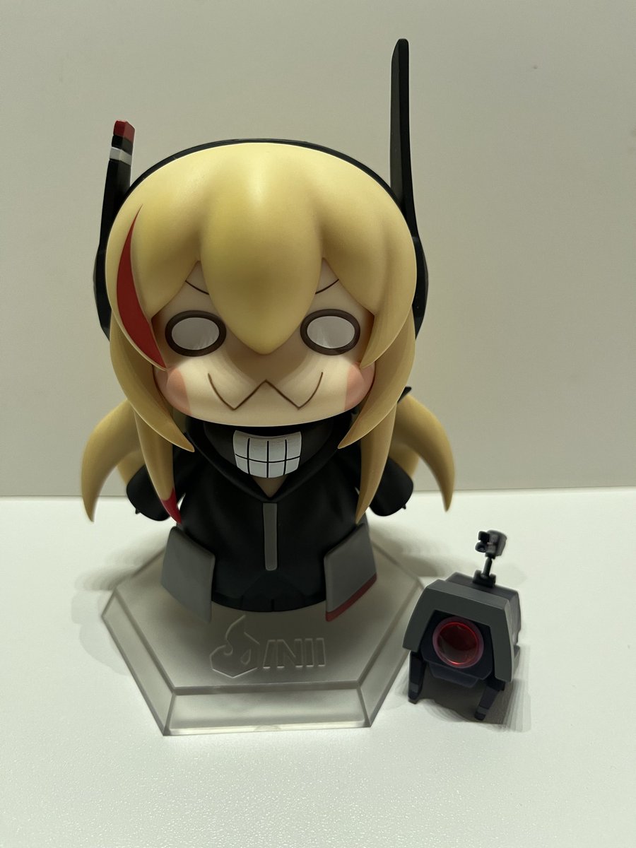 Kleefez's tweet photo. SOPPOOOOO !

Merci @Nin_Nin_Game , grâce à l’alerte mail j’ai pu l’avoir alors que ça fait des années qu’elle est en rupture partout !

#girlsfrontline #Soppo #SopmodII #GFL
#M4sopmodII https://t.co/VwqCnnxo0M