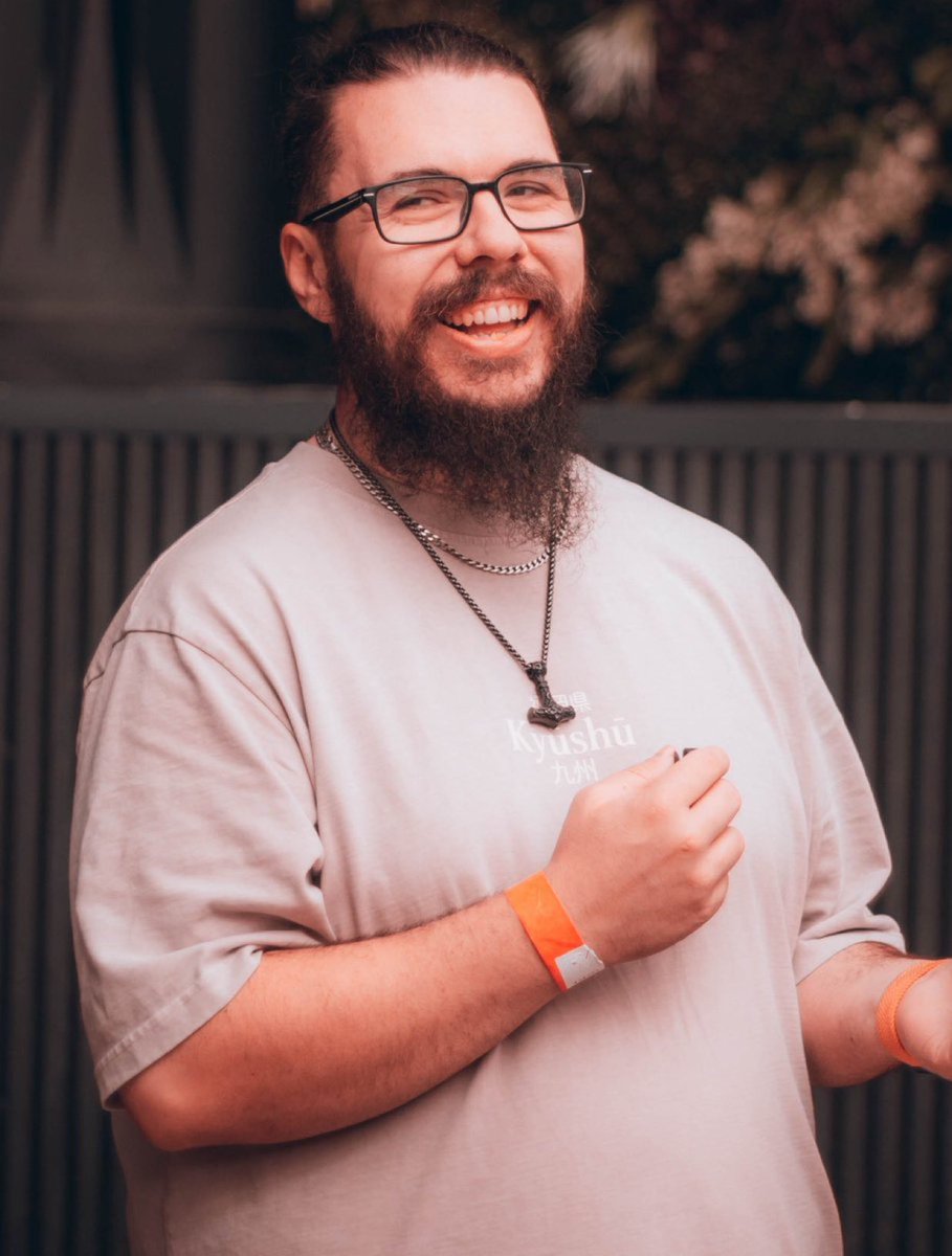 RhysHasSpoken tweet media