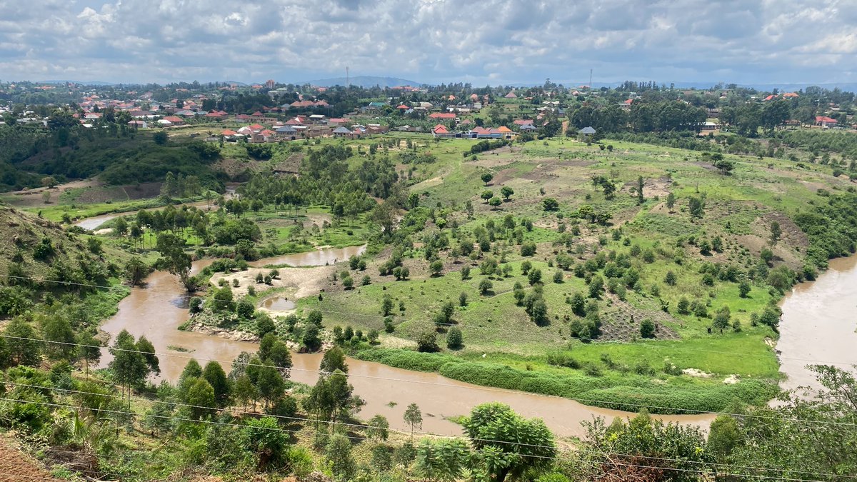 AgandiCodes's tweet photo. Mbarara city is cool. https://t.co/BdZ7ZP7xTc