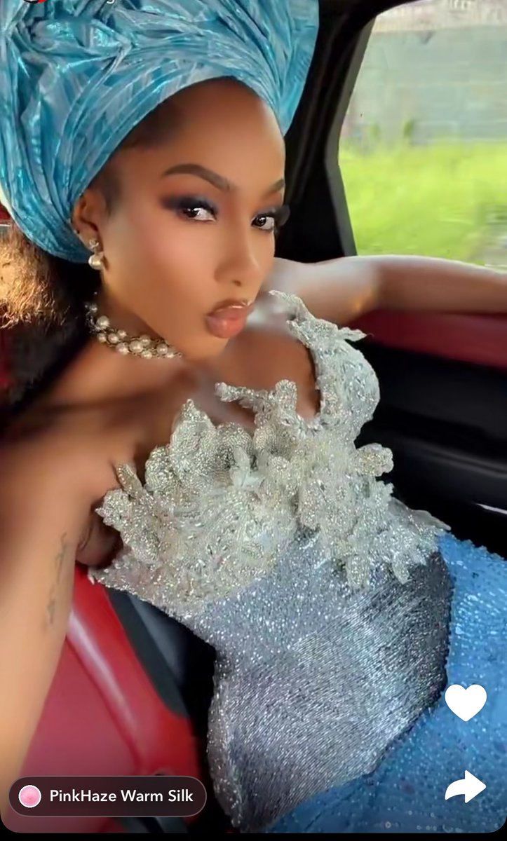 OppongRenelle's tweet image. LAMBORGHINI MERCY 🩵🩶🩵

#MercyEke 
#MeetThedapsons