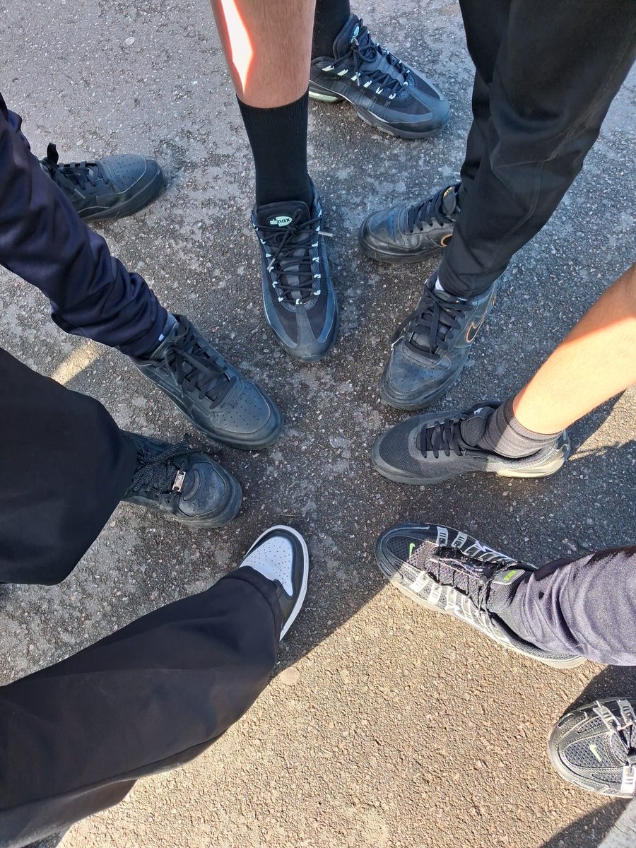 Holy Trinity Catholic School tweet media