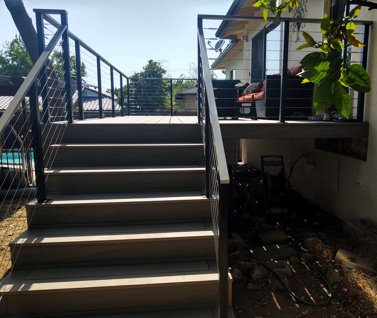 YourDeckBuilder's tweet image. Straightforward and sharp. 🛠️✨ This elevated composite deck with black cable railings is the perfect example of modern, functional design.

Check out our new site for more: yourdeckbuilder.com

CSL #907689

#YourDeckBuilder #ModernDesign #LosAngeles #OutdoorLiving