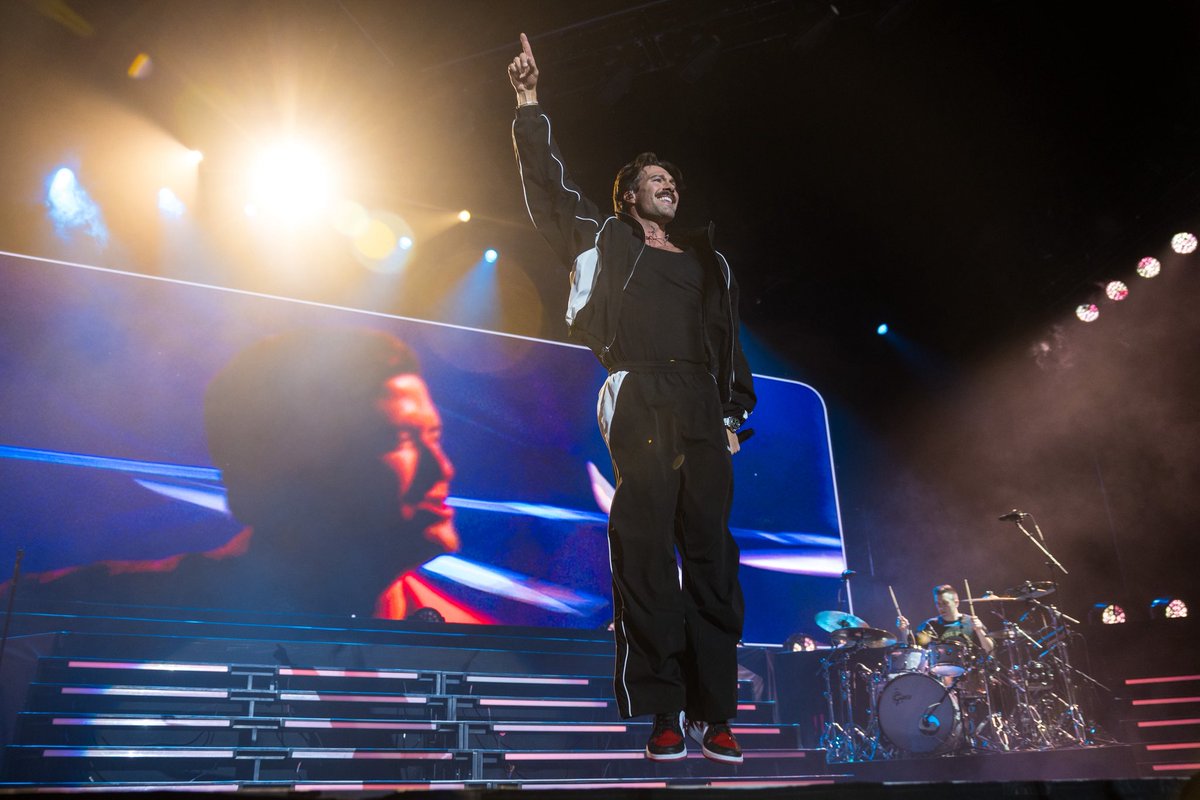 James Maslow tweet media