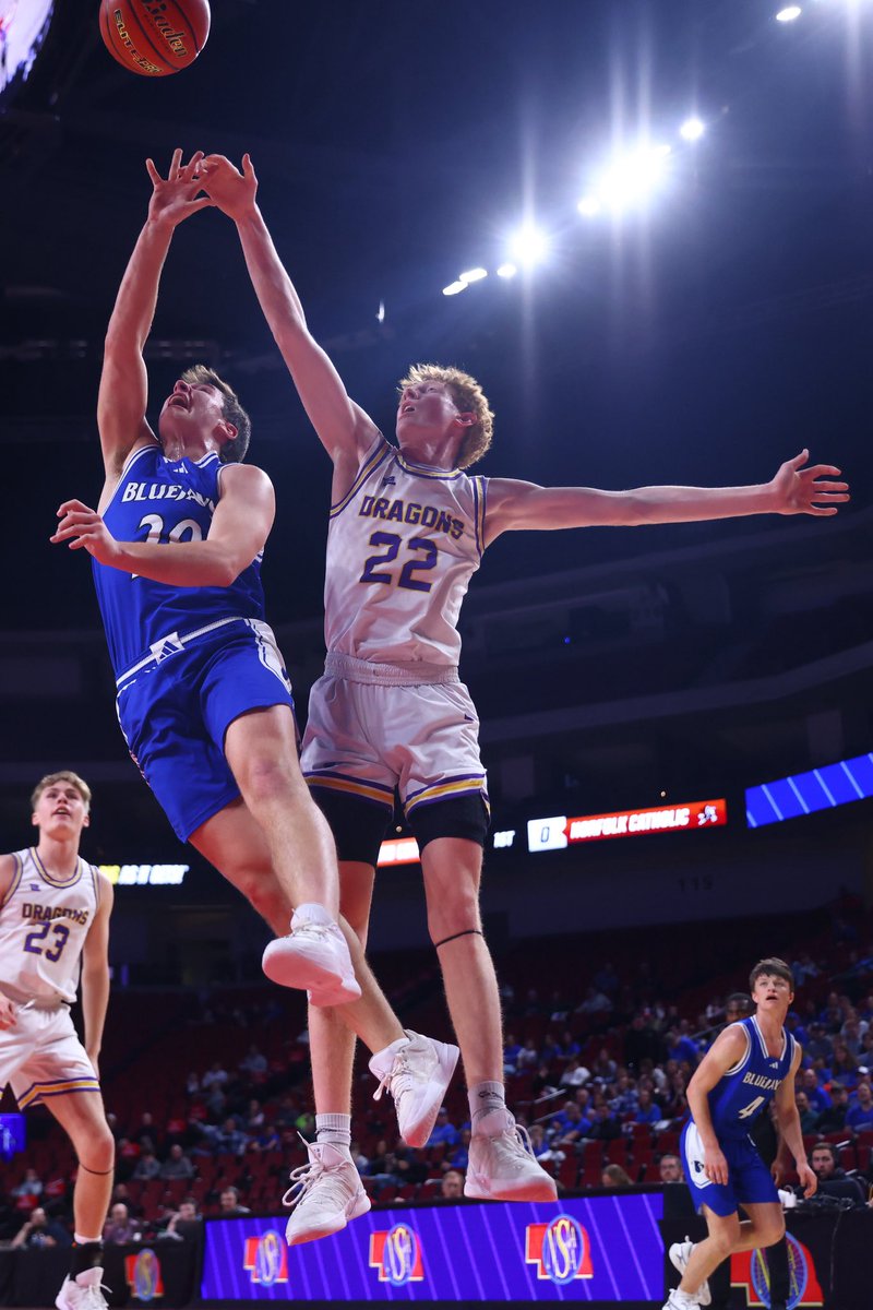 nsaahome's tweet photo. 👀 Take a look at the NSAA Class D2 BoysState Basketball Championships.

📸 Photos courtesy of https://t.co/iWFngFyaPs https://t.co/VekrVfv0ky
