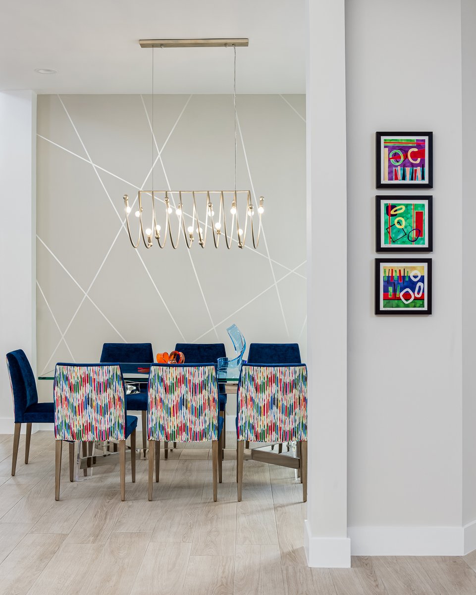 dezinertonie's tweet image. 🤩 Bold color, modern lines, and playful pattern come together to create a dining space full of personality. A perfect setting for gathering, conversation, and unforgettable meals. ✨

#DiningRoomDesign #ModernInteriors #ColorfulDesign #InteriorDesignInspiration #DezinerTonie...