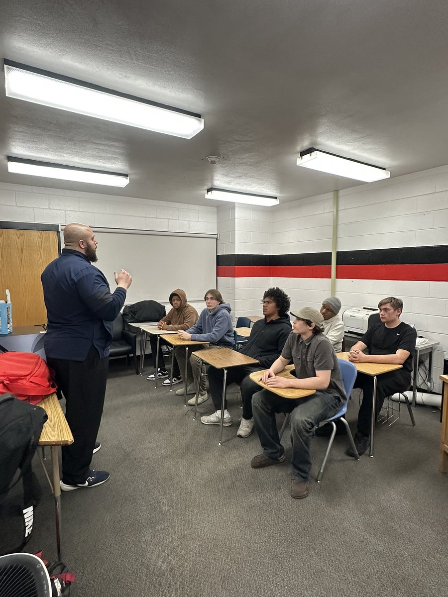 DenverEastFB tweet media