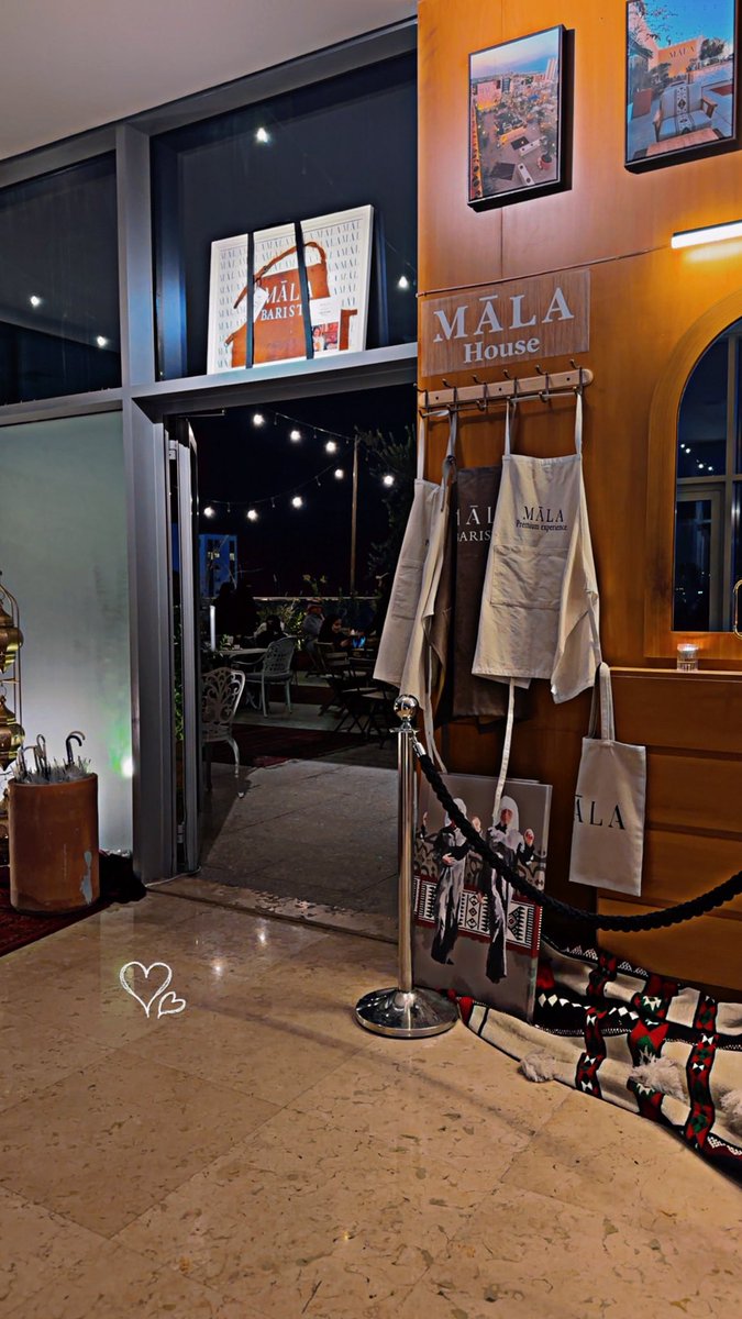 حگايـّة .. tweet media