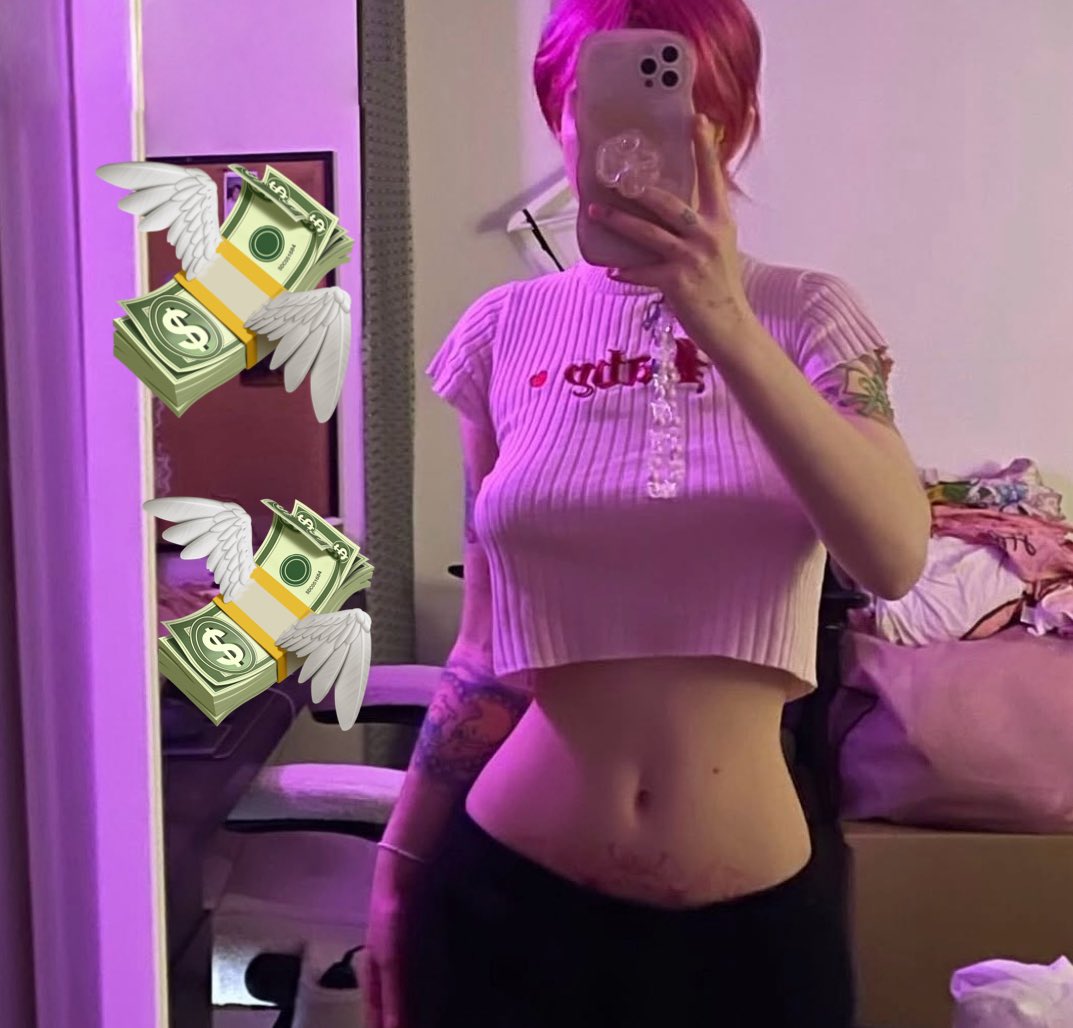 Feierabend für dich kleinen Köter und jetzt heißt es - dem zucken nachgehen und nicht versuchen zu widerstehen. Du bist geboren um zu knien und senden.
#femdom #findom #geldherrin #geldsklave #geldschwein #geldsklavw #zahlschwein #zahlsklave