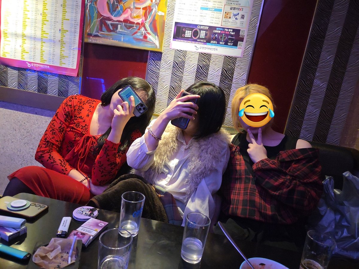 somehayoung189's tweet photo. 현역가왕도 아닌, 복면가왕도 아닌..가린가왕! https://t.co/mP5WwxTkaj