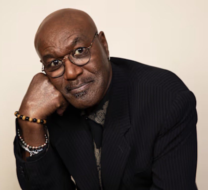 Brian Rowe tweet media