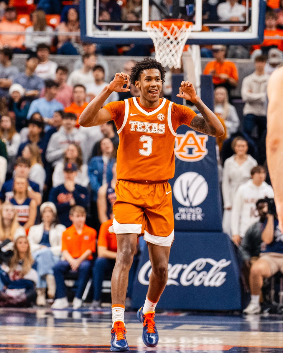 jalenpolobrown's tweet image. BREAKING: Texas Forward Dailyn Swain named one of five finalists for the Julius Erving Small Forward of the Year Award

The finalists for the award are:
•Dailyn Swain (TEX)
•AJ Dybantsa (BYU)
•Thomas Haugh (UF)
•Milan Momcilovic (ISU)
•Nate Ament (TENN)

#Hookem | #Texas