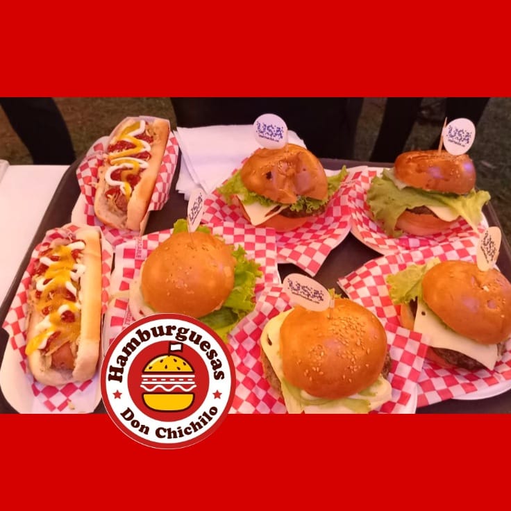 HChichilo's tweet photo. 🍔🔥 El sabor que conquista eventos.
Aquí se viven increíbles momentos junto a Hamburguesas Don Chichilo… clientes felices y un ambiente lleno de sabor.
¿Tienes un evento? Nosotros llevamos la experiencia.
📲 Contáctanos 305 215 1016
.
.
.
#Eventos #Hamburguesas #CateringEventos https://t.co/pN4T0DL5KC